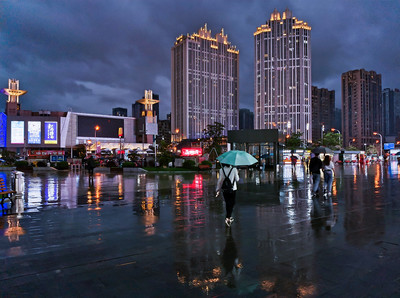 福州宝龙城市广场雨夜随拍